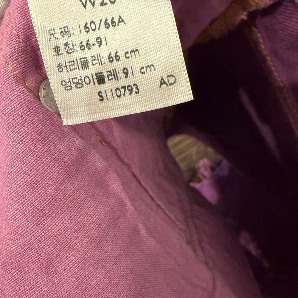 Levi's 501 button fly Women's Purple Denim Shorts 26 NWOT - Picture 7 of 7